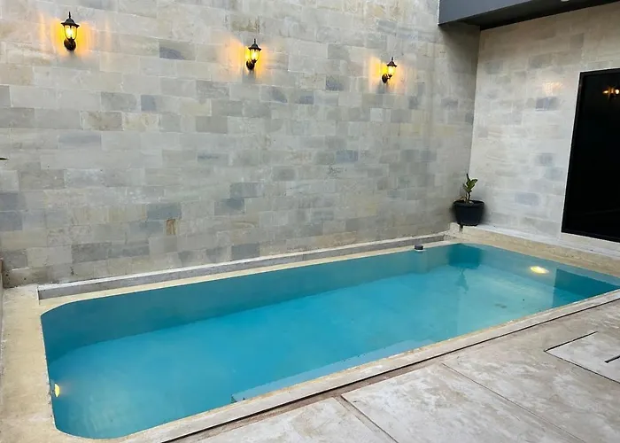 3br With Private Pool And Rooftop Terrace Villa *