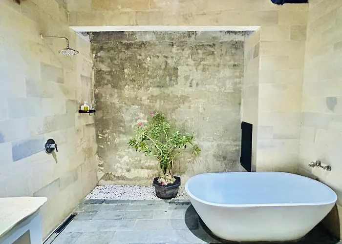 3br With Private Pool And Rooftop Terrace Villa Nusa Dua (Bali)